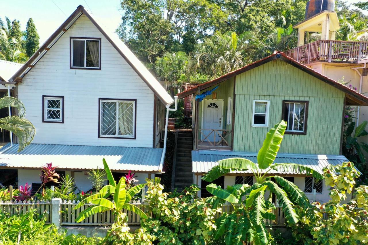 Roatan Backpackers' Hostel Sandy Bay Exterior photo